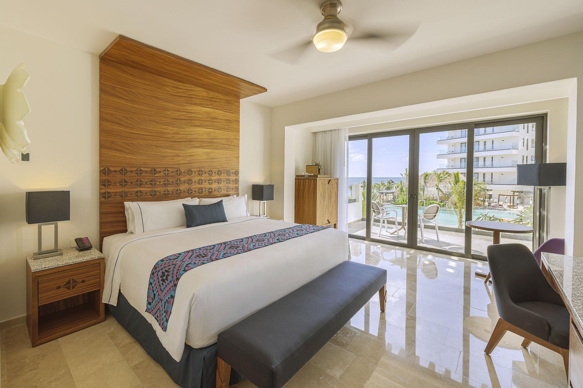 Sapphire Room 5 - 2